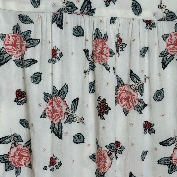 Lucky Brand Size Small Rose Print Smocked Ruffle Pullover Split Neck Blouse - Picture 4 of 8